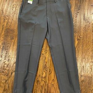 NWT. Men’s Hagger super flex, Waistband slacks.